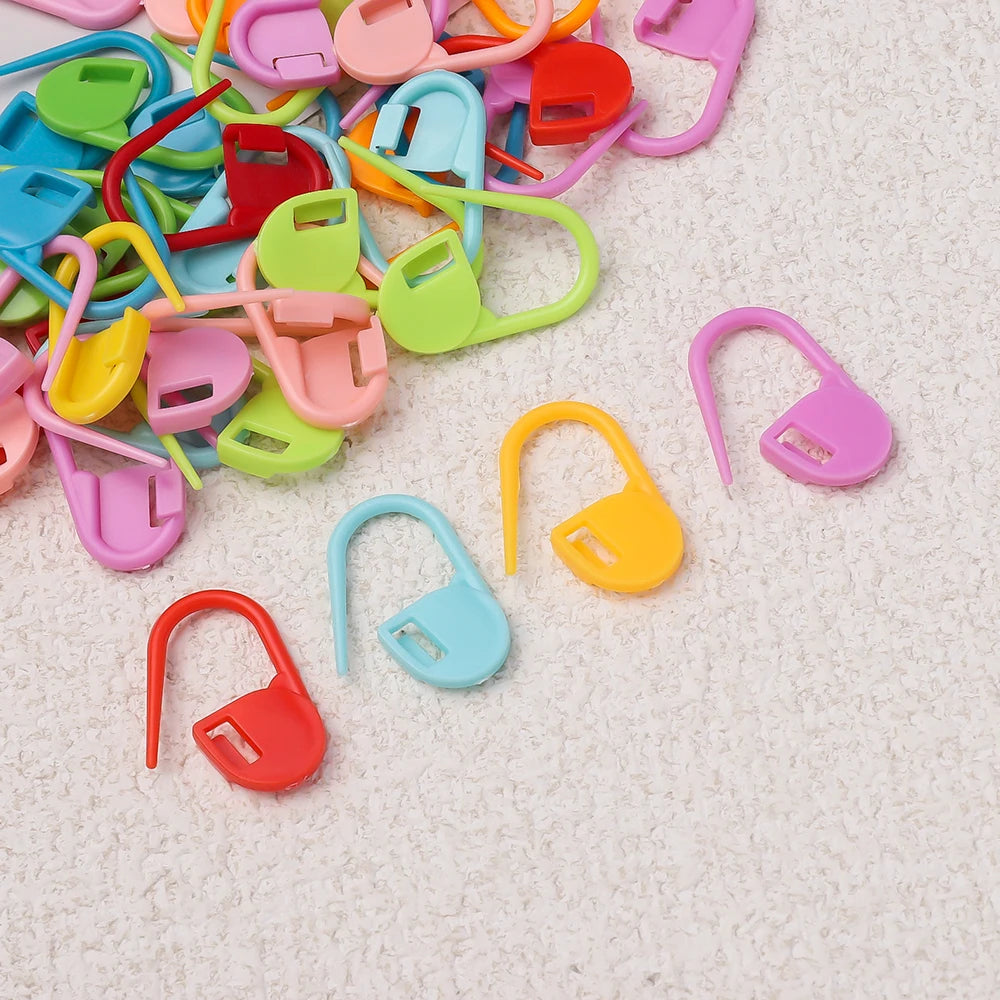 100Pcs/lot Colorful Locking Stitch Markers Plastic Knitting Crochet Locking Crochet Needle Clip Hook Tool for DIY Jewelry Making