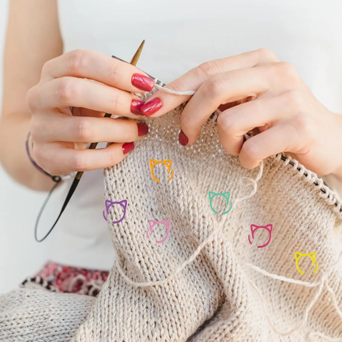 30/50/100/200PCS Cat Stitch Markers for Knitting Spiral Metal Stitch Markers for Crocheting Colorful Crochet Markers Ring
